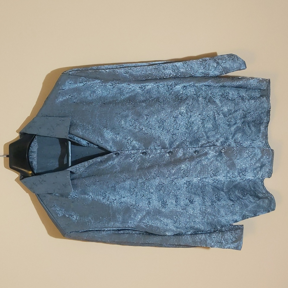 Silver Satin Textured Patterned Blouse Button-down Small Side Slit